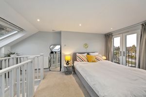 Bedroom- click for photo gallery